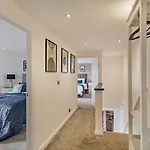 3 Bed In Keighley Oc-94182 *