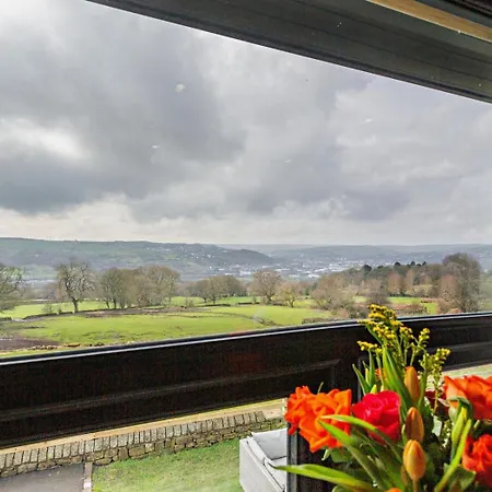 Holiday home 3 Bed In Keighley Oc-94182