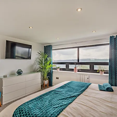 3 Bed In Keighley Oc-94182 *
