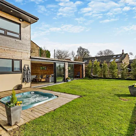 3 Bed In Keighley Oc-94182 *