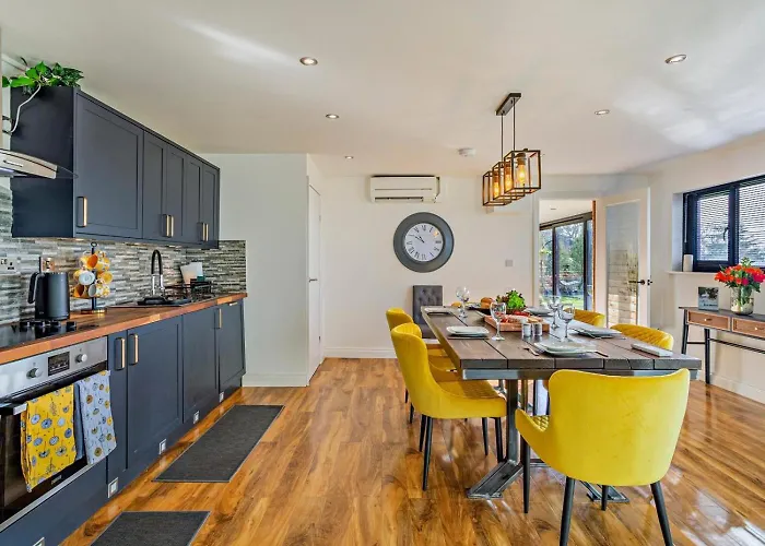 בית נופש 3 Bed In Keighley Oc-94182 *